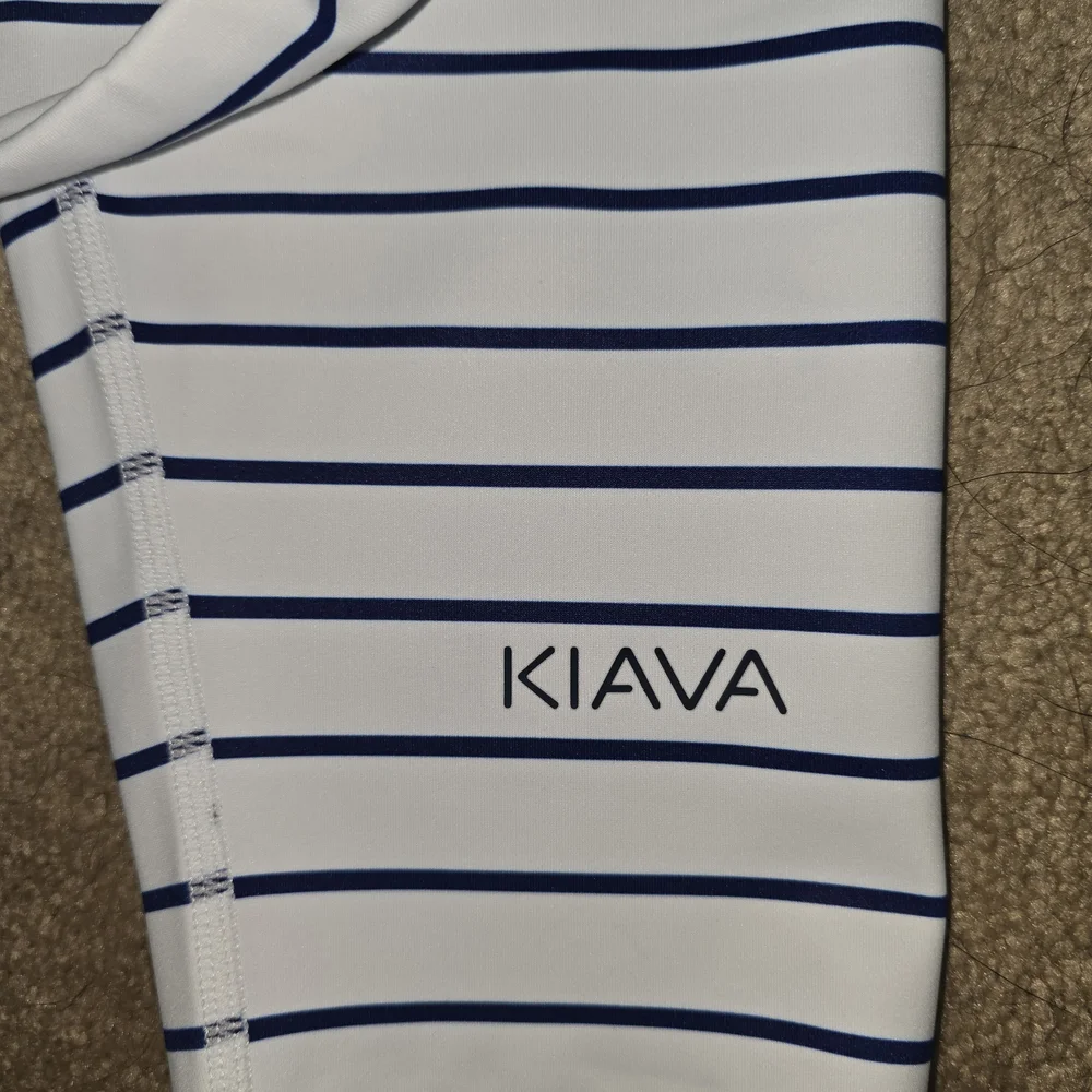 Brand New Never Worn KIAVA Navy and White Striped Athletic Capris - Picture 3 of 3